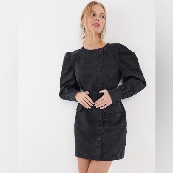& Other Stories Dresses & Skirts - & Other Stories Puff-Sleeve Button Detail Denim Mini Dress in Washed Black sz 8
